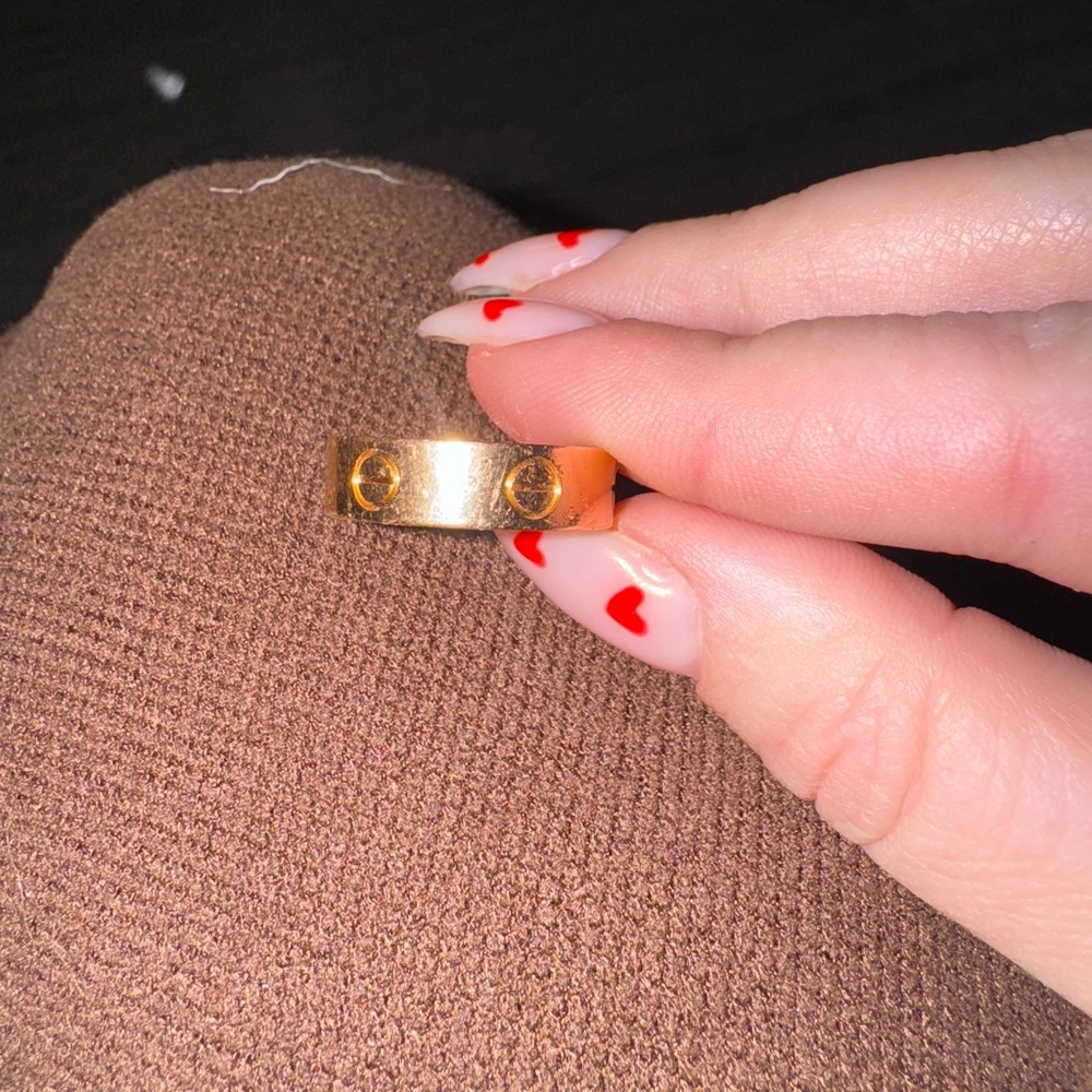 Cartier Classic Rose Gold Love Ring - Picture 3 of 8